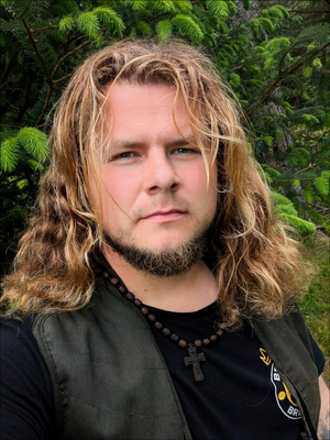 Marek, 31
