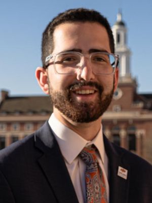 Jonathan, 25