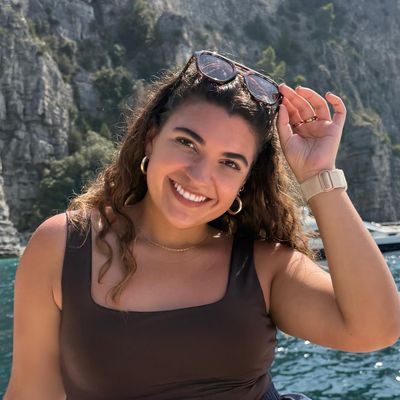 Luanyel, 28