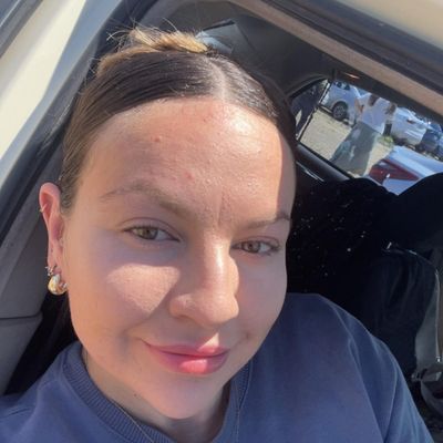 Alice, 26
