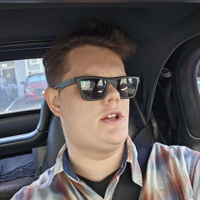 Gavin, 25