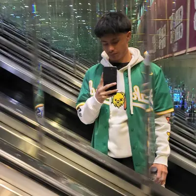 Alejandro, 20