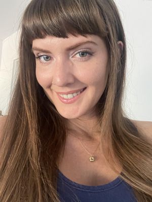 Vee, 37