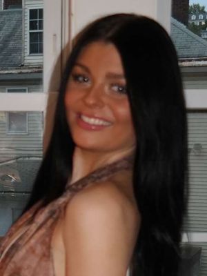 Lauren, 20