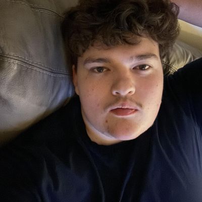 Max, 26