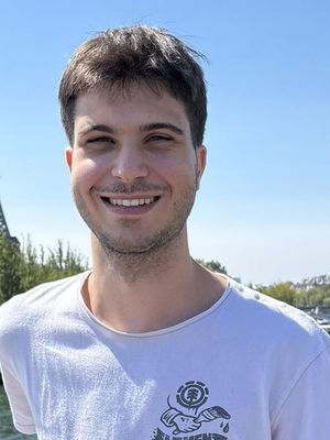Alessandro, 25