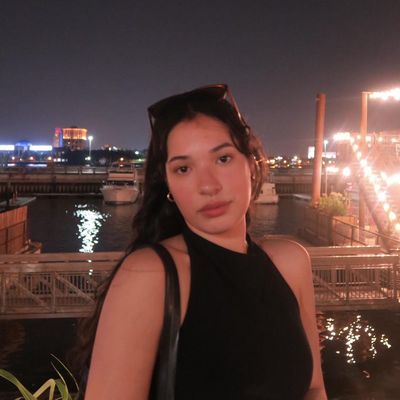 Kathilia, 24