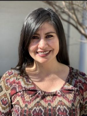 Moni, 40