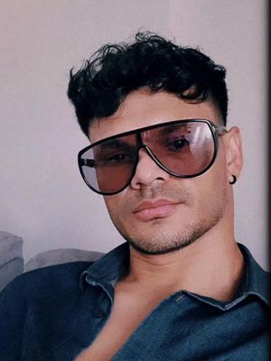 Di, 38
