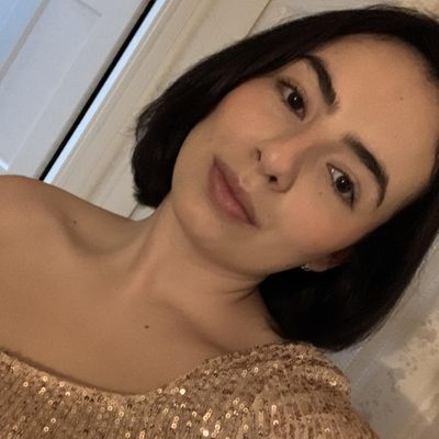 Elizabeth, 30