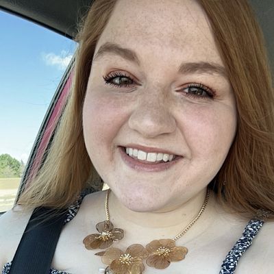Emily, 29