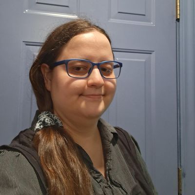Teresa, 27