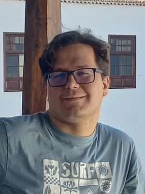 Miguel, 28