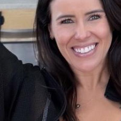 Sandra, 45