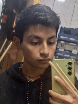 Jose, 23