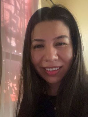 Vanesa, 27