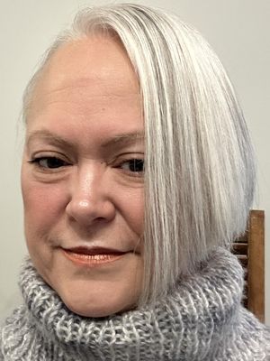 Jennifer, 55