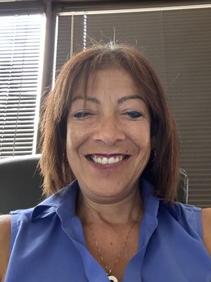 Emma, 53