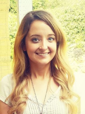 Amy, 33