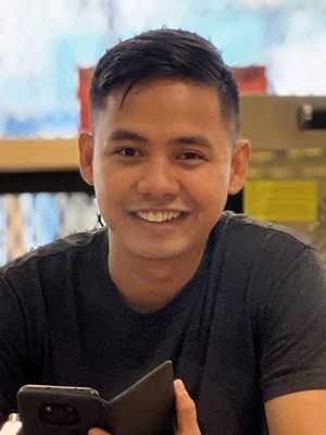 Eduardo Jr, 32