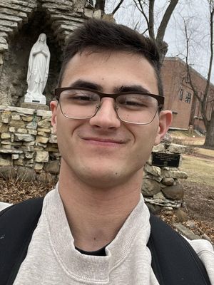 Joe, 23