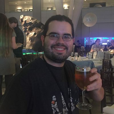 Miguel, 35