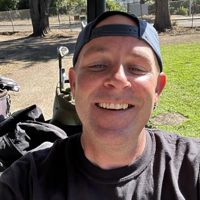 Kevin, 43