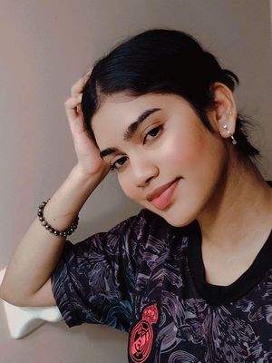 Alin Mariya, 22