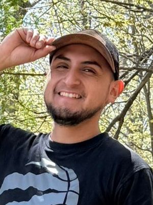 Miguel, 29