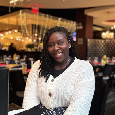 Patricia, 22
