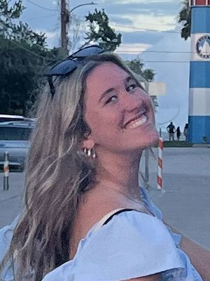 Lily, 23