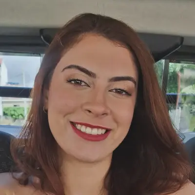 Eduarda, 26