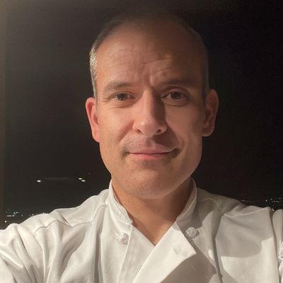 Luis, 52