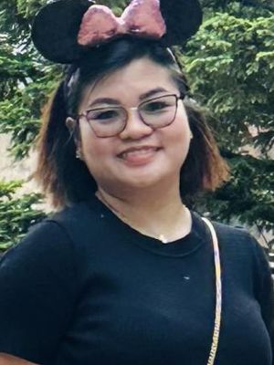 Caryll, 33