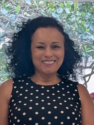 Nadia, 56