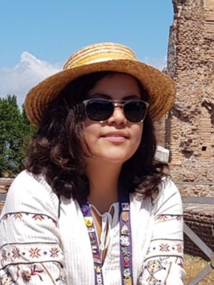 Maria, 26