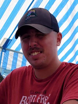 Andrew, 25