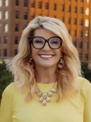 Sandy, 58