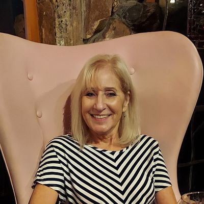 Linda, 72