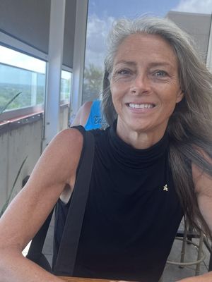 Rachel, 54