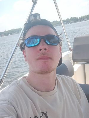 Gavin, 22