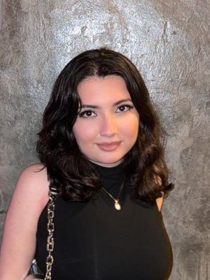 Fatima, 25