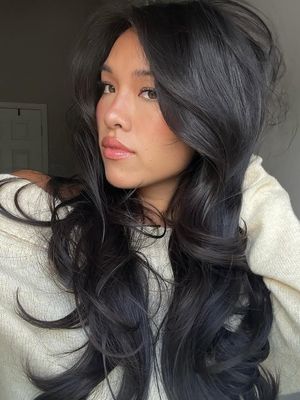 Amara, 32