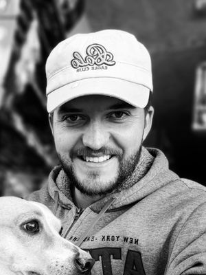 Eduardo, 33