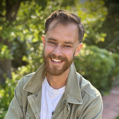 John, 37
