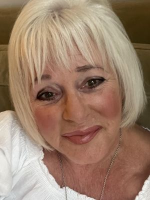 Vikki, 62