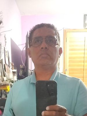 Jose, 52