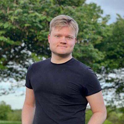 Adam, 30
