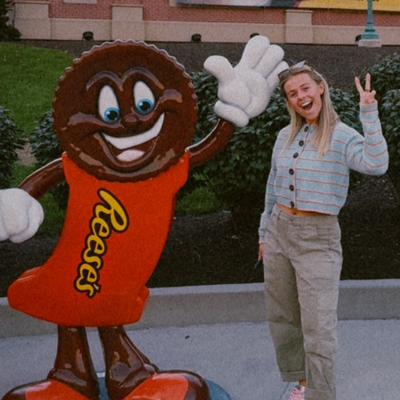 Sarah, 24