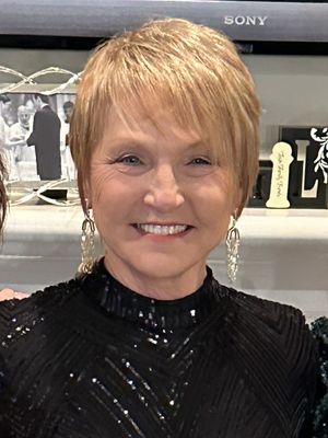 Brenda, 65